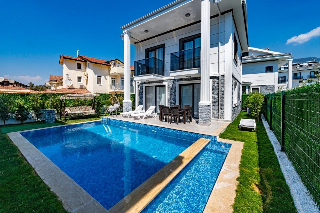 Salkim- 4 Bedroom Holiday Villa In Oludeniz Fethiye Buitenkant foto