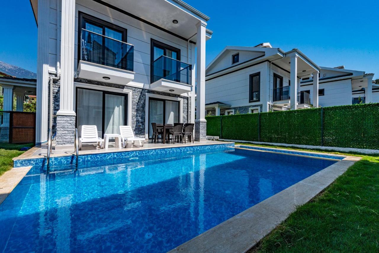 Salkim- 4 Bedroom Holiday Villa In Oludeniz Fethiye Buitenkant foto